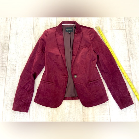 Banana Republic Jackets & Blazers - Banana Republic Velvet Blazer